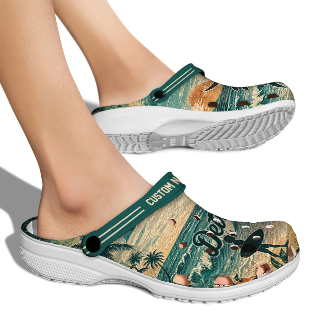 detroit-tigers-clog-custom-wave-scene-fir-green-fashion-forward.webp