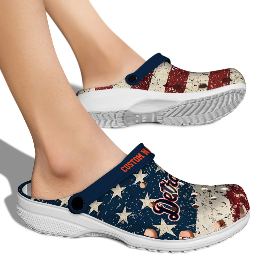 detroit-tigers-clog-personalized-distressed-stripes-navy-red-blue-fashion-forward.webp