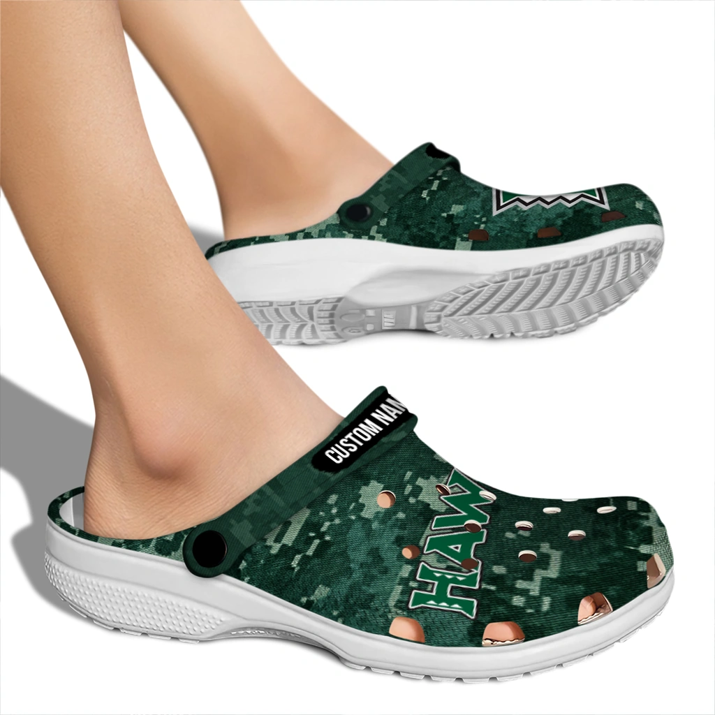 hawaii-rainbow-warriors-clog-personalized-digital-camo-green-fashion-forward.webp