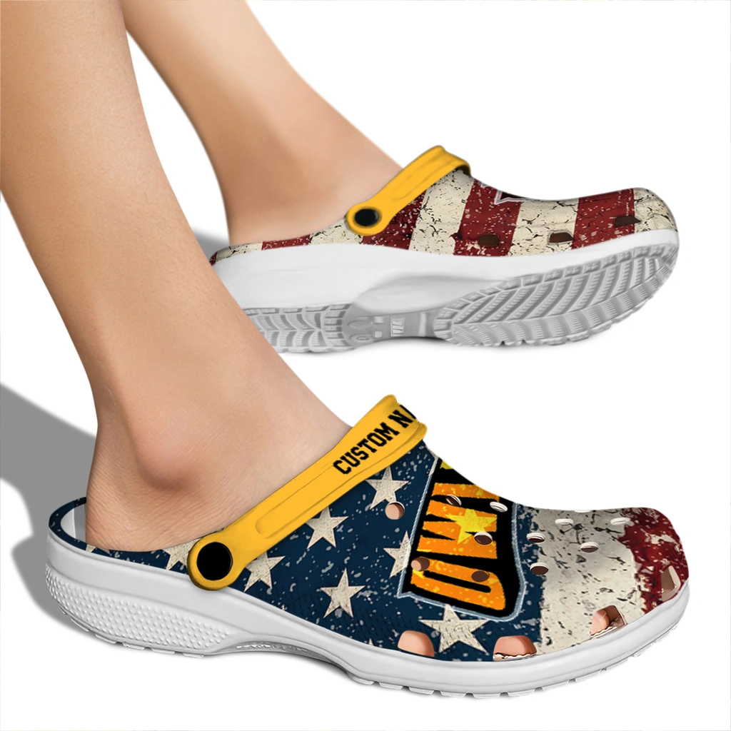kennesaw-state-owls-clog-custom-distressed-stripes-gold-red-blue-fashion-forward.webp