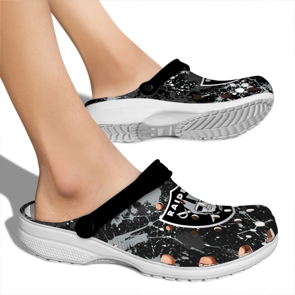 las-vegas-raiders-clog-customized-splatter-splash-black-fashion-forward.webp