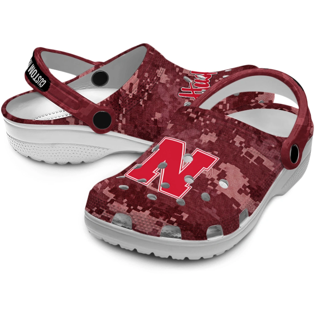 nebraska-cornhuskers-clog-personalized-digital-camo-red-high-quality.webp