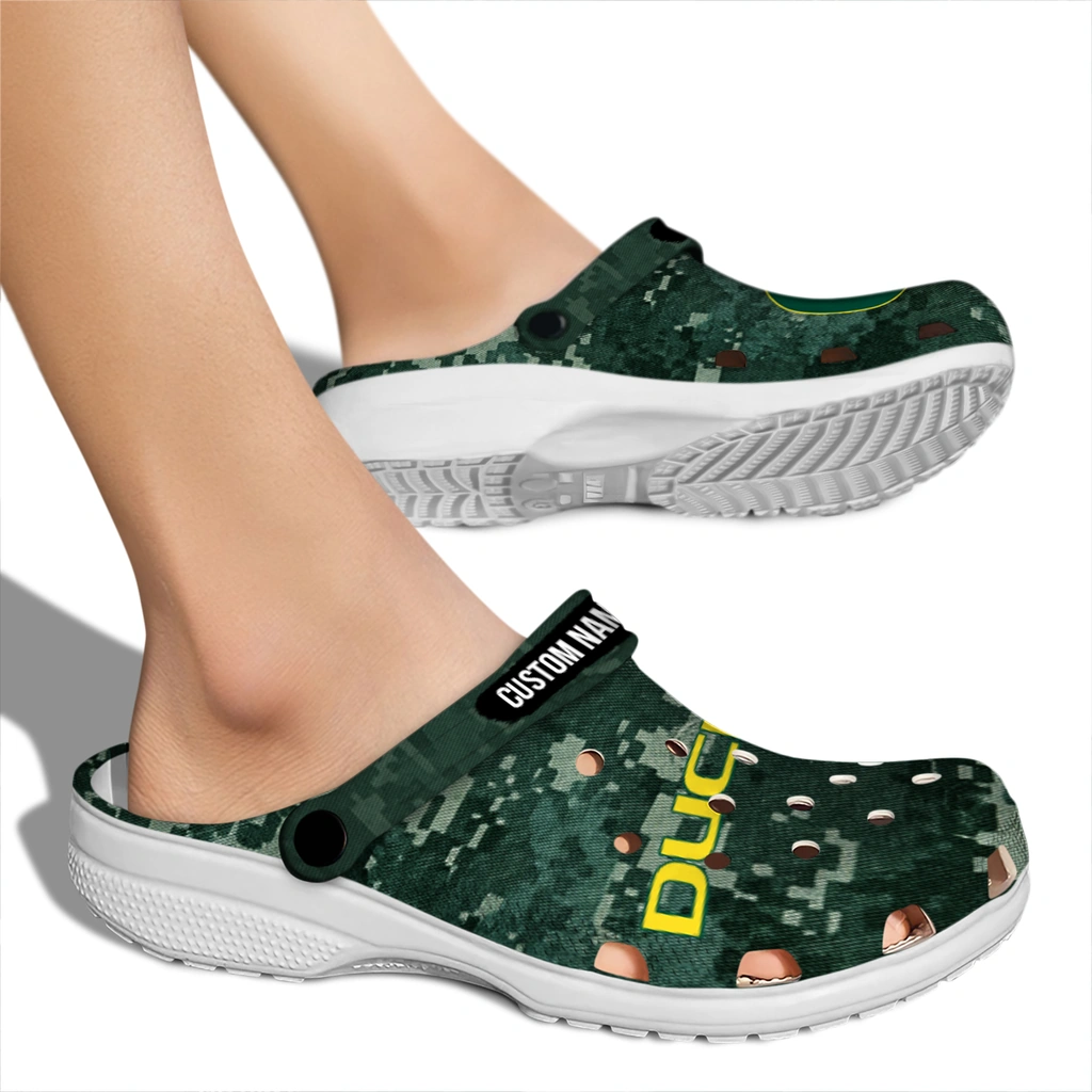 oregon-ducks-clog-personalized-digital-camo-green-fashion-forward.webp