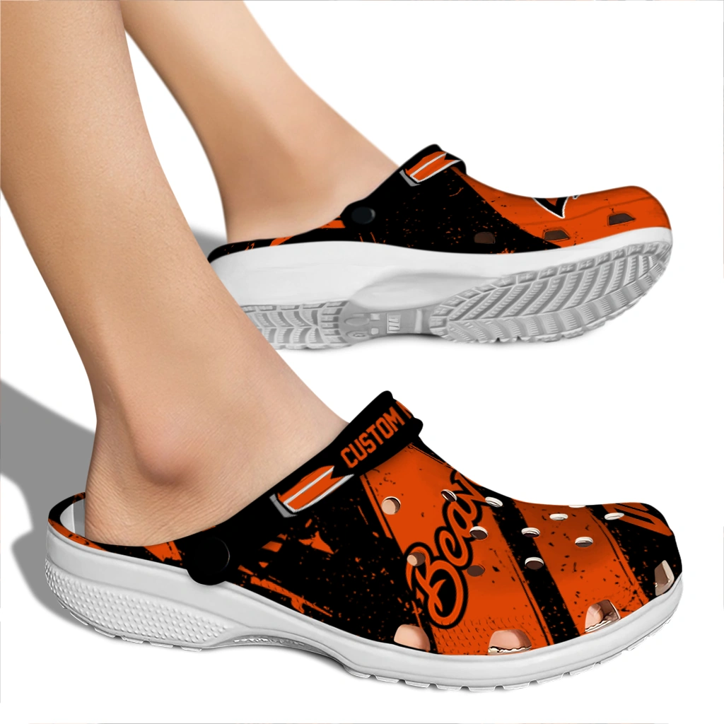 Oregon State Beavers Clogs - Personalized Checkered Streaks Orange Black 2