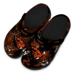 oregon-state-beavers-clog-customized-splatter-splash-orange-black-best-selling.webp