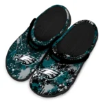 philadelphia-eagles-clog-customized-splatter-splash-green-black-best-selling.webp