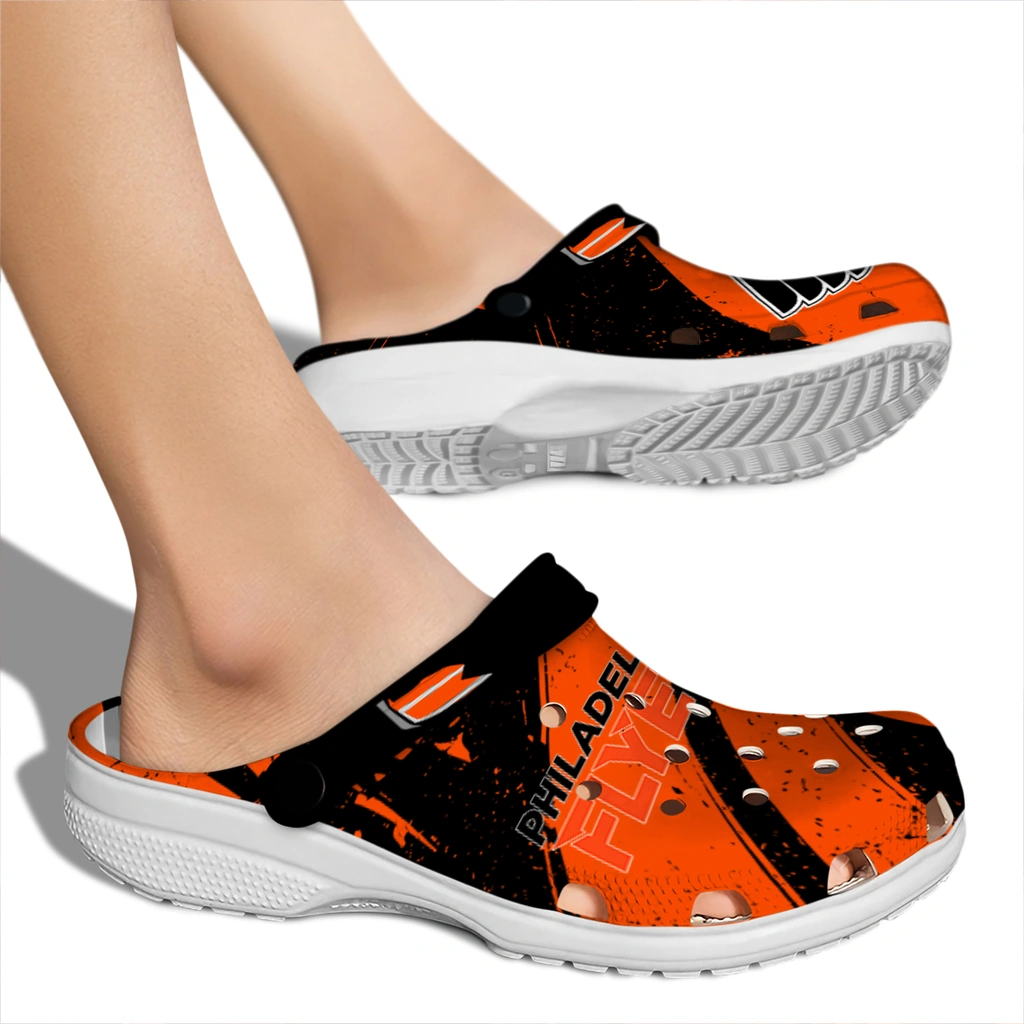 philadelphia-flyers-clog-custom-checkered-streaks-orange-black-fashion-forward.webp