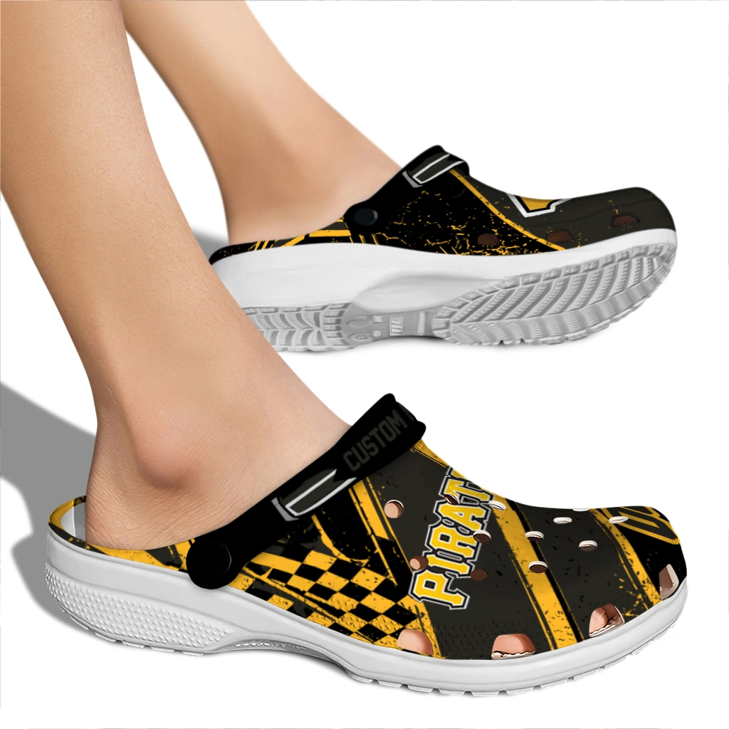 Pittsburgh Pirates Clogs - Personalized Circuit Geometry Black 2
