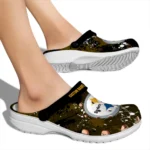 pittsburgh-steelers-clog-personalized-splatter-splash-gold-black-best-selling.webp