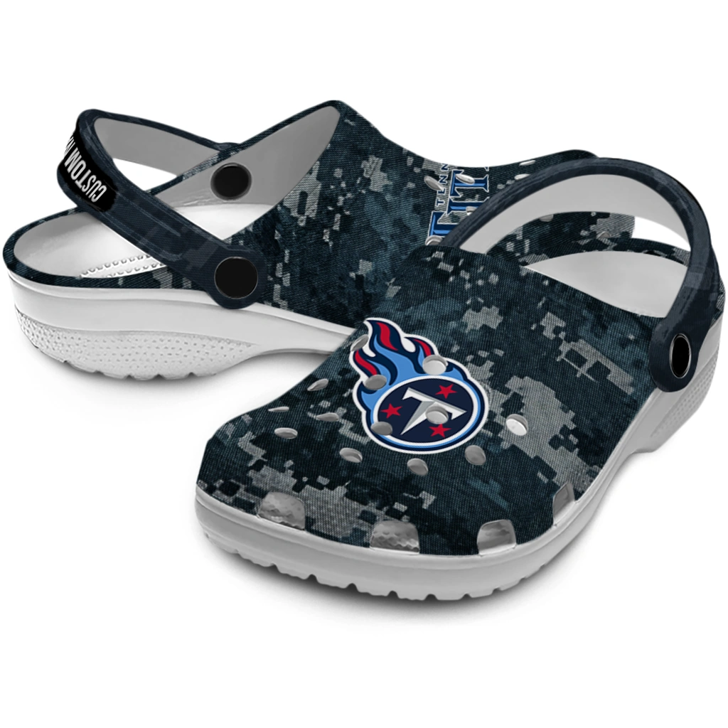 tennessee-titans-clog-personalized-digital-camo-navy-high-quality.webp
