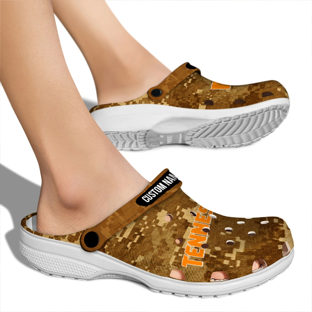 tennessee-volunteers-clog-custom-digital-camo-orange-fashion-forward.webp