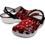 wisconsin-badgers-clog-customized-graffiti-burst-red-black-best-selling.webp